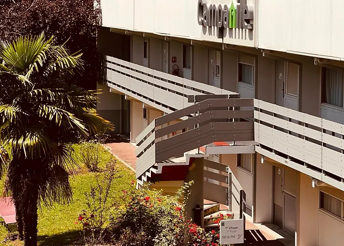 Campanile Lyon Nord - Hotel 3*