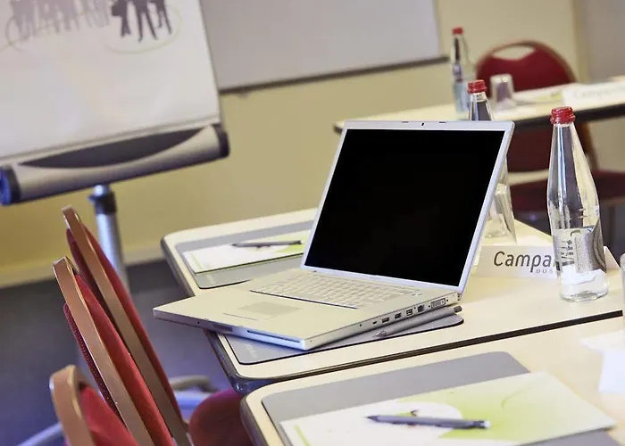 Campanile Lyon Nord -