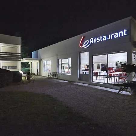 Campanile Lyon Nord - 3*
