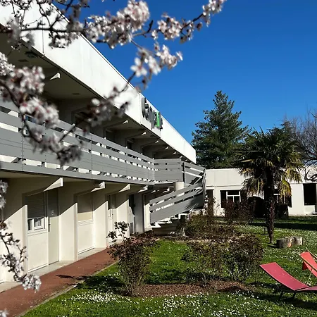 Hotel Campanile Lyon Nord - Ecully