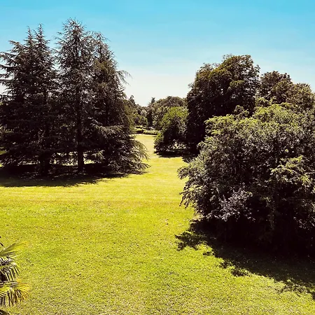 호텔 Campanile Lyon Nord - 3*