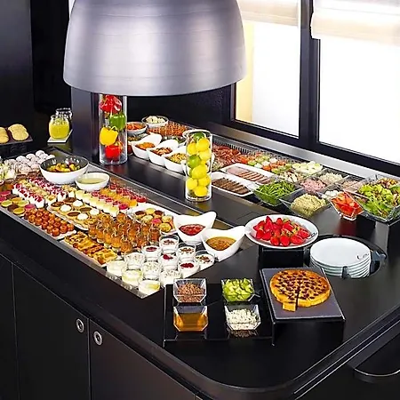 호텔 Campanile Lyon Nord -