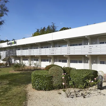 Campanile Lyon Nord - Hotel 3*